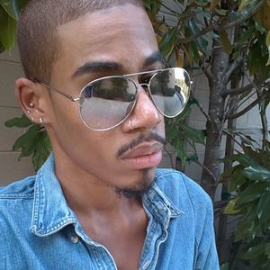 Meet your Posher, Jay