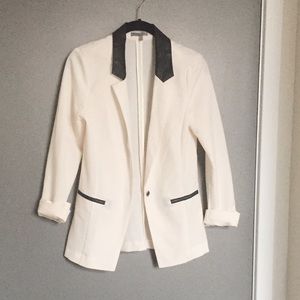 cream / black blazer