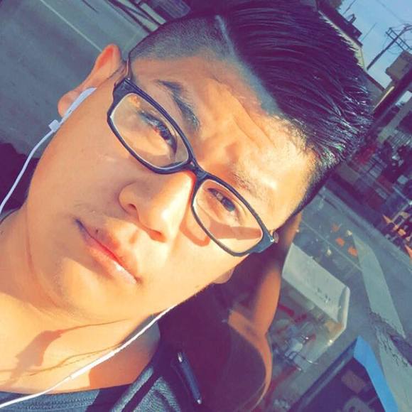 Meet your Posher, Juan - Picture 1 of 1