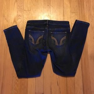 Hollister skinny jeans 3S 26x27 Like New