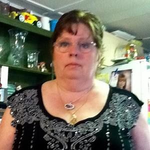 Meet your Posher, Lou anne