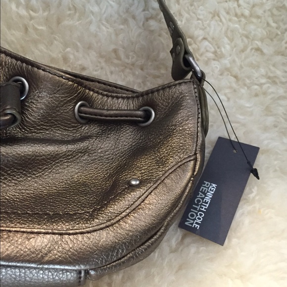 🎉🎉Kenneth Cole Purse!! - Picture 2 of 3