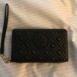 Black Tory burch wrislet