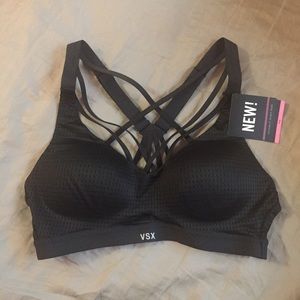✨FLASH SALE✨NWT VSX Sports Bra