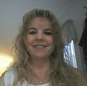 Meet your Posher, Stacy