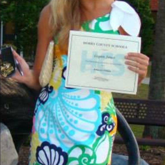 ❤BIG SALE❤ Lilly Pulitzer One Shoulder Dress