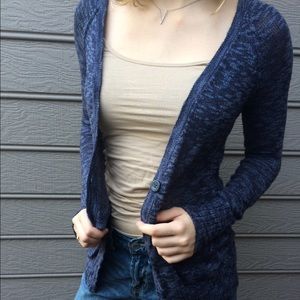 Thin sweater love
