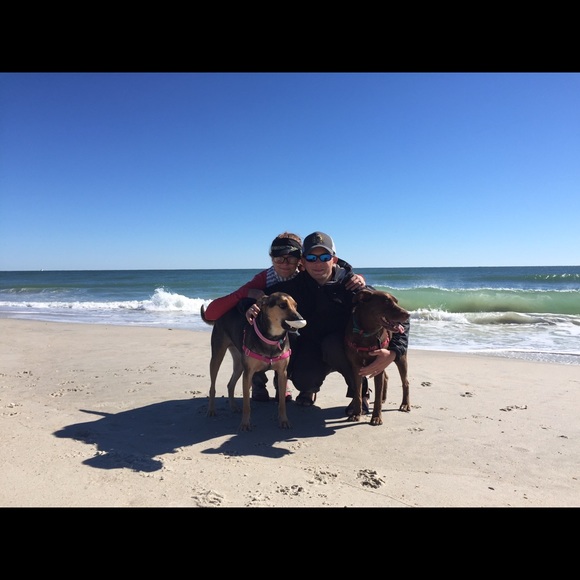 Meet Your Posher: Jessica βΊοΈππΆ - Picture 3 of 4