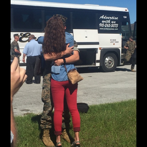 Meet Your Posher: Jessica βΊοΈππΆ - Picture 4 of 4