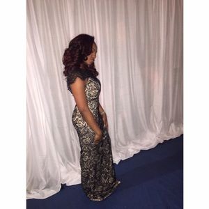 Elegant Long Dress From Windsor