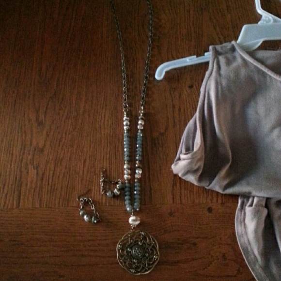 Dress - Picture 2 of 3
