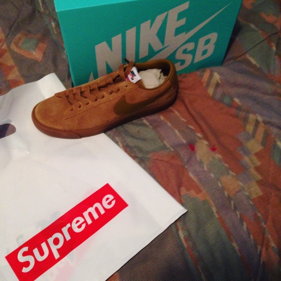 2016 supreme nike sb