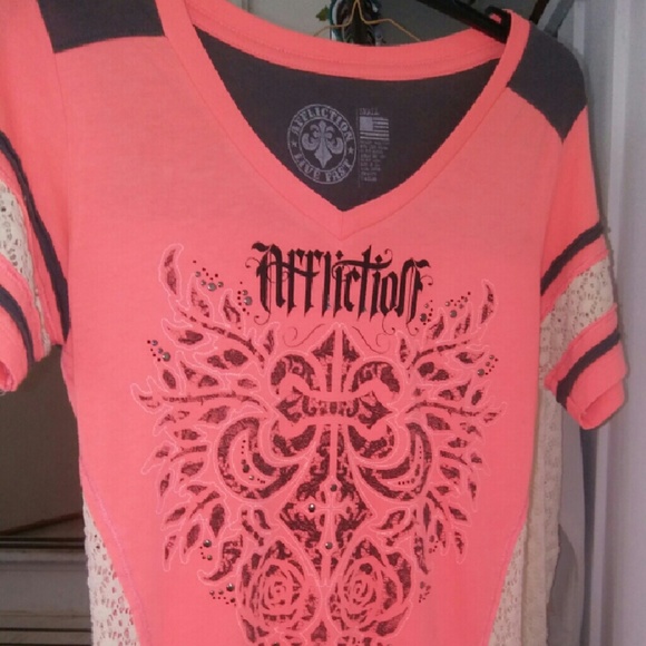 Buckle Affliction brand Lace trimmed T size M