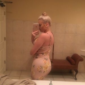 Flower body con dress