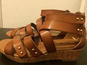 Excellent condition! Almost new..