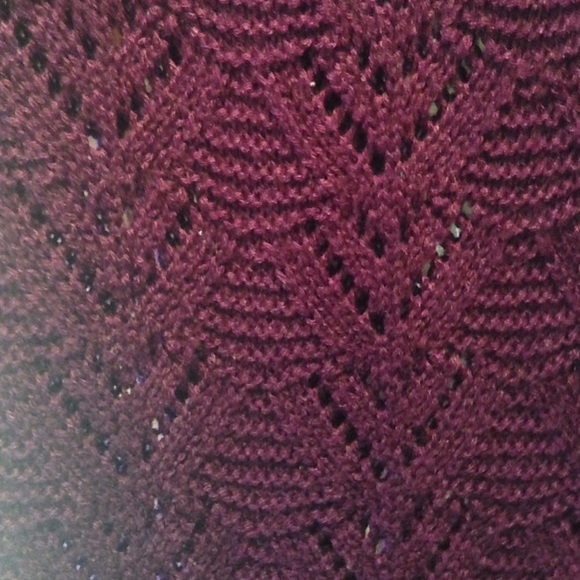 Sweater 🍃 - Picture 3 of 4