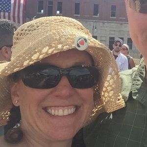 Meet your Posher, Julie