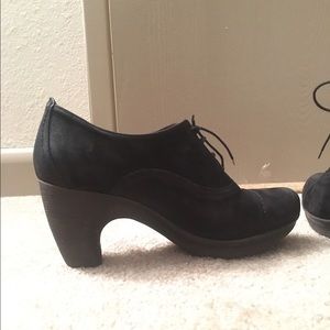 DONATING 02.14 ❤️❤️❤️ 'Melissa' Bootie