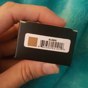 Anastasia Beverly Hills Dip Brow