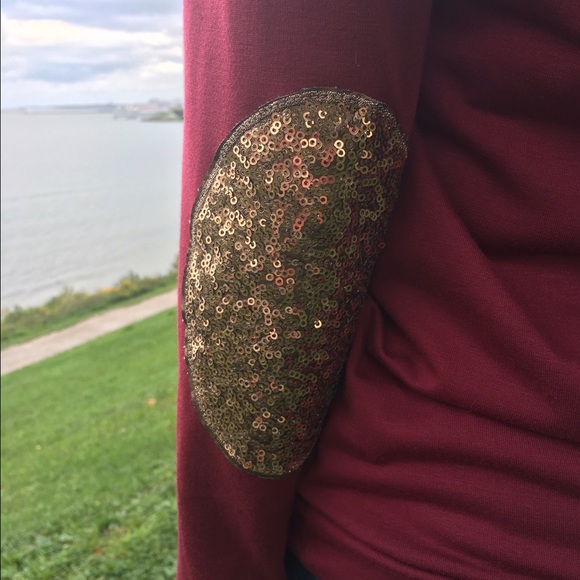 Spirit Elbows Long Sleeve Burgundy w/ Gold Sequins - Picture 6 of 6