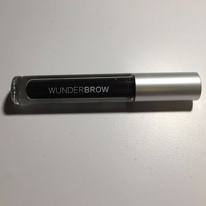 Wunderbrow, Jet Black