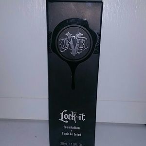 Kat Von D Lock It Foundation