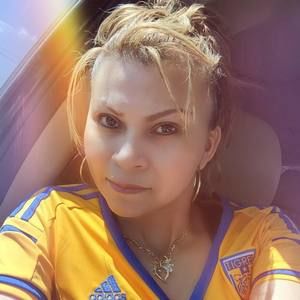 Meet your Posher, Marta