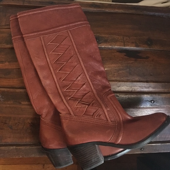 Fossil Knee high brown boots size 7.5