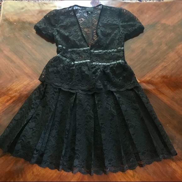 FINAL CLEARANCE Anna Sui Top