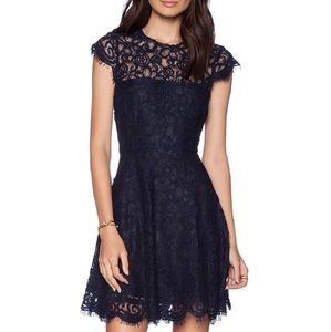 BB Dakota Rylin Dress Navy Size 2 NWOT