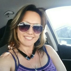 Meet your Posher, Deb