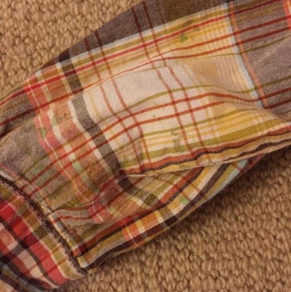 Button down - Picture 2 of 2