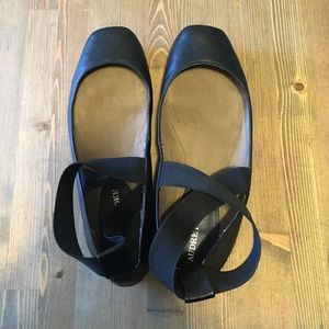 Audrey Brooke Ballerina Flats