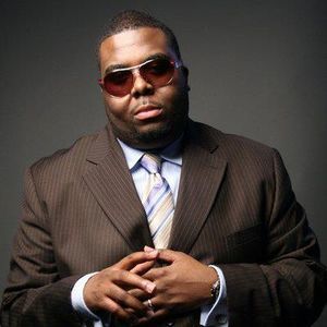 Meet your Posher, Darien