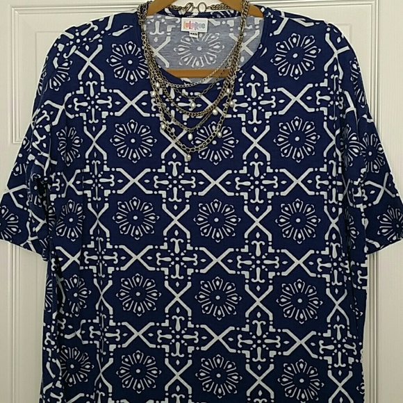 Lularoe XXS Irma Tunic Top