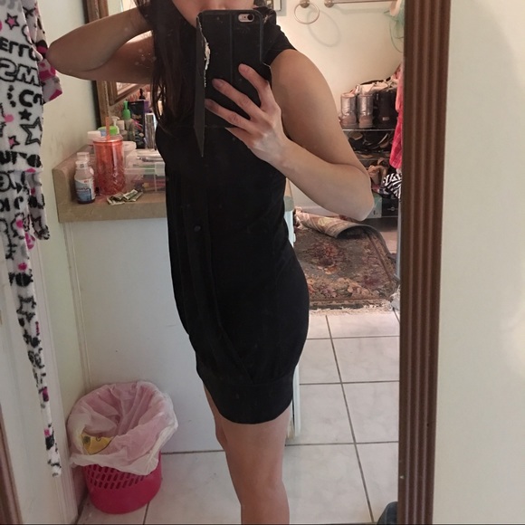 Dress - Picture 3 of 3