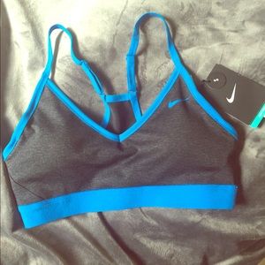 NIKE Pro Indy Sports Bra