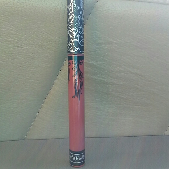 Kat von d matte liquid lip