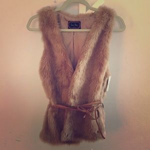 Fur vest