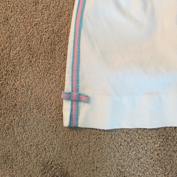 Lilly Pulitzer - Picture 2 of 3