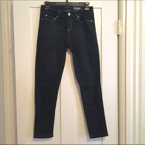 NWOT Size 6 Short dark wash Jegging