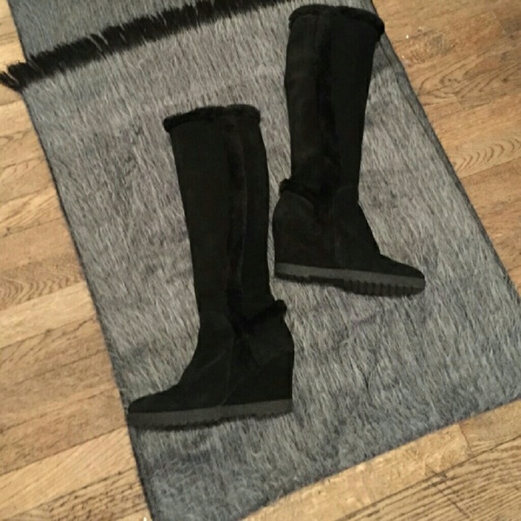 aquatalia Shoes - PRICE DROP!! Aquatalia by Marvin K boots! .