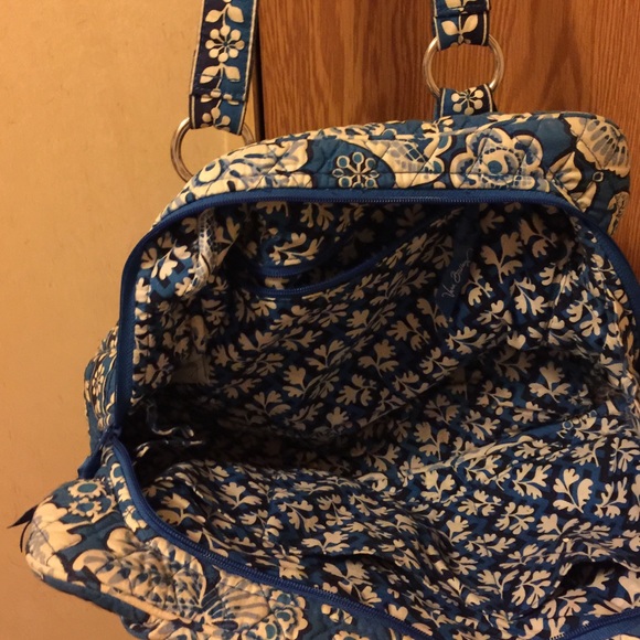 Purse - Picture 2 of 2