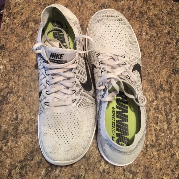 Worn once! Men's Nike flyknits