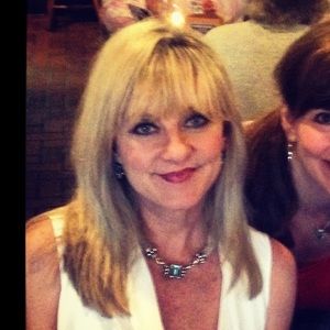 Meet your Posher, Debbie