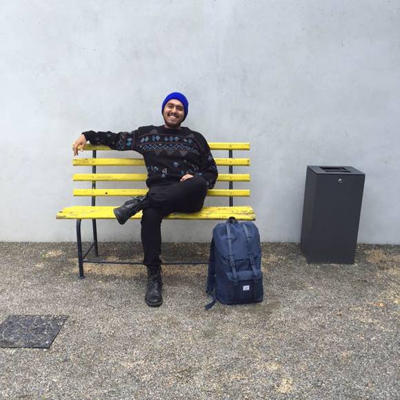Meet your Posher, Alan-michael - Picture 1 of 1