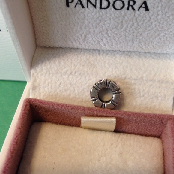 Trinity Pink Spacer Pandora - retired - Picture 2 of 2