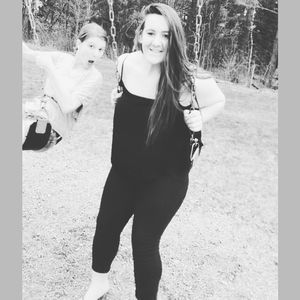 Meet your Posher, Nicole