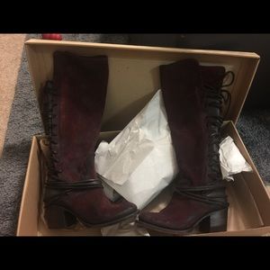 Freebird by Steve Madden lace up boots