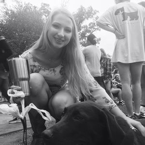 Meet your Posher, Hannah